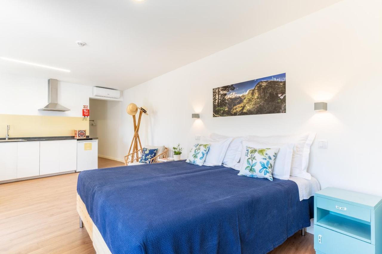 Casa Amarela - By Casas Na Ilha Camara de Lobos